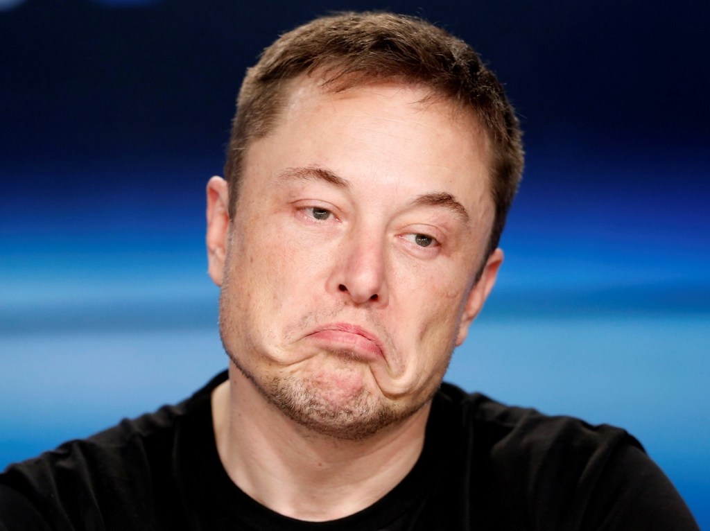 Elon Antagonises Apple on Twitter, Rumoured Tesla Pi Phone Might Happen