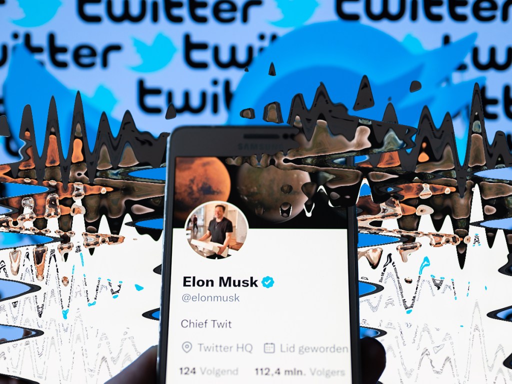 Web3 Daily Dose: Elon Musk Says Twitter Has Too Many Ads, Microsoft Bails on “Social” VR, the Crypto Pump Continues & More