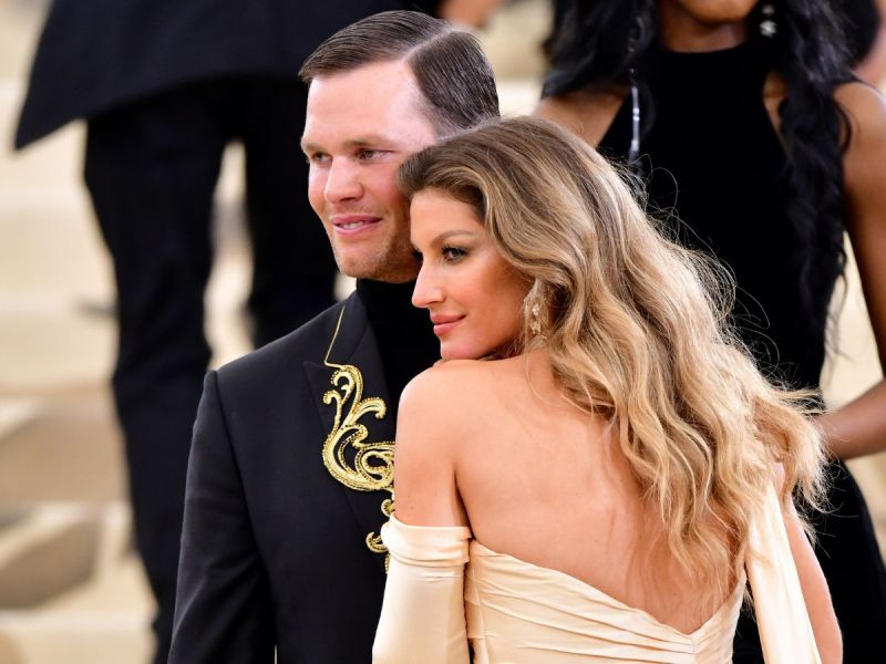 tom brady giselle Bundchen ftx losses worth stock