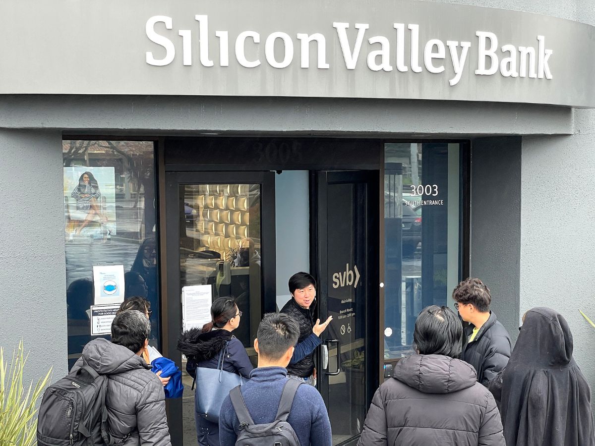 silicon valley bank SBV signature bank crypto cryptocurrencies silvergate banking and blockchain
