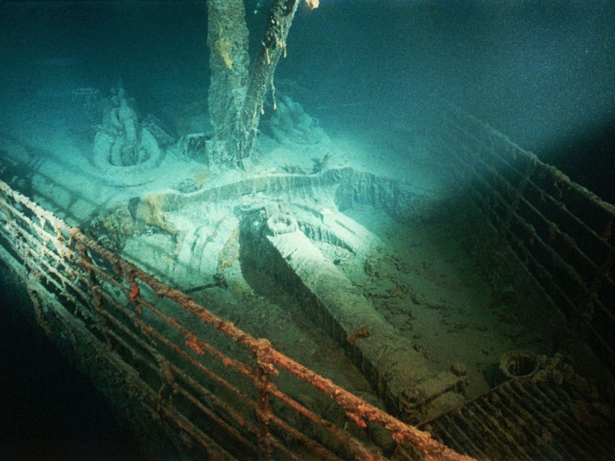 titanic nfts shipwreck artifact wreck site