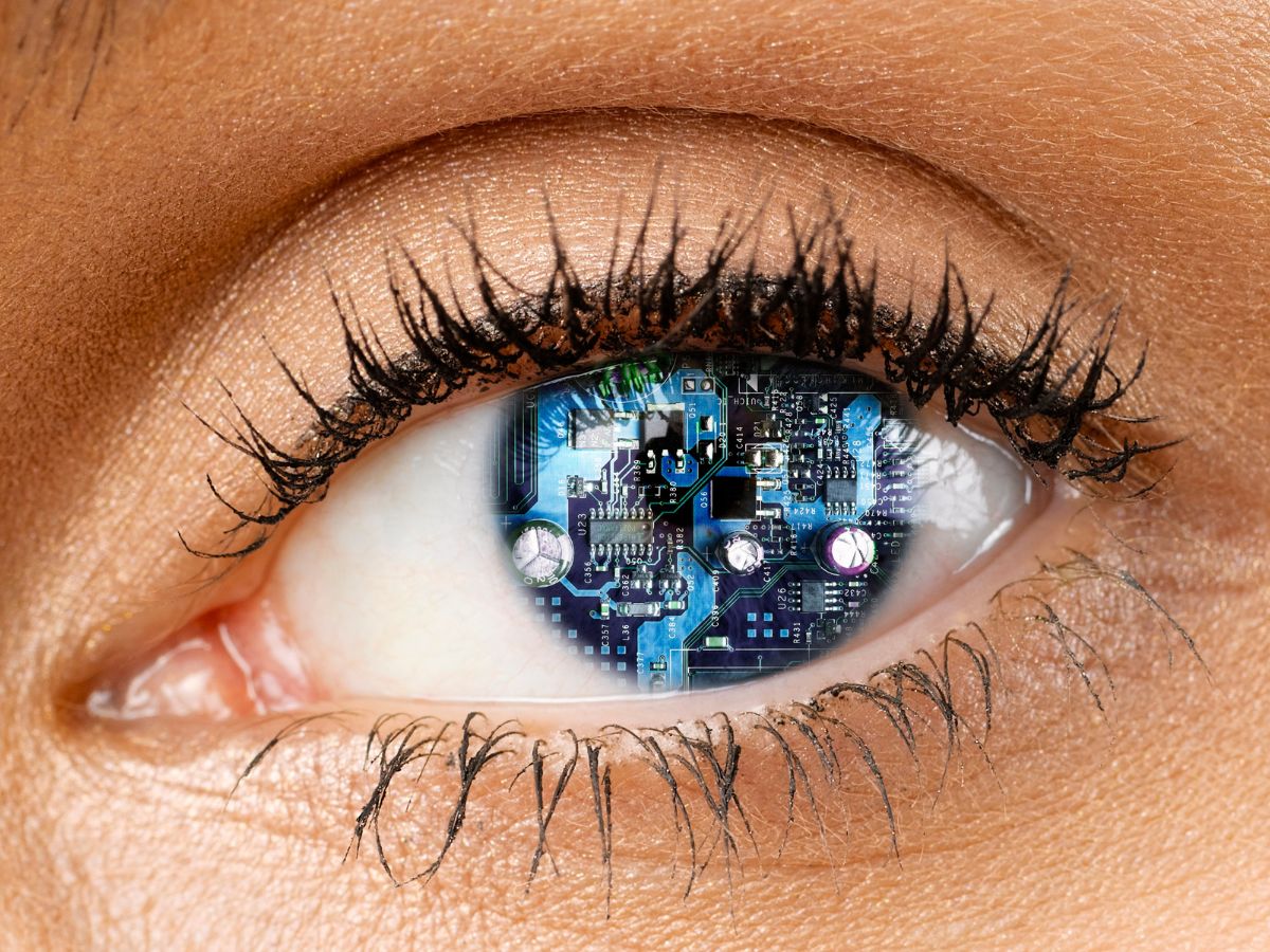 What is an AI Girlfriend? The Virtual Embrace โ A Chainsaw Explainer