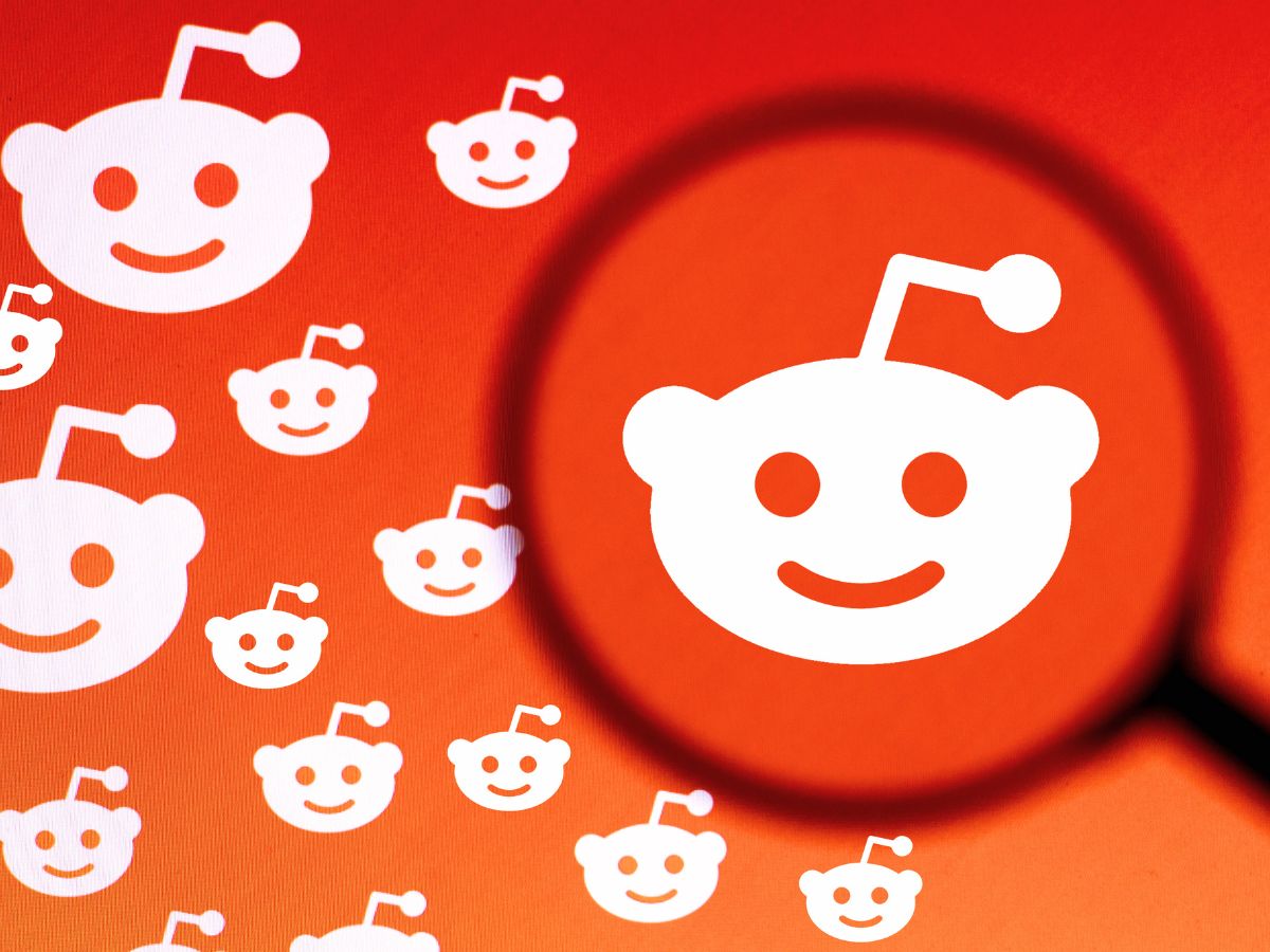 Is Reddit Trying To Create DAOs?