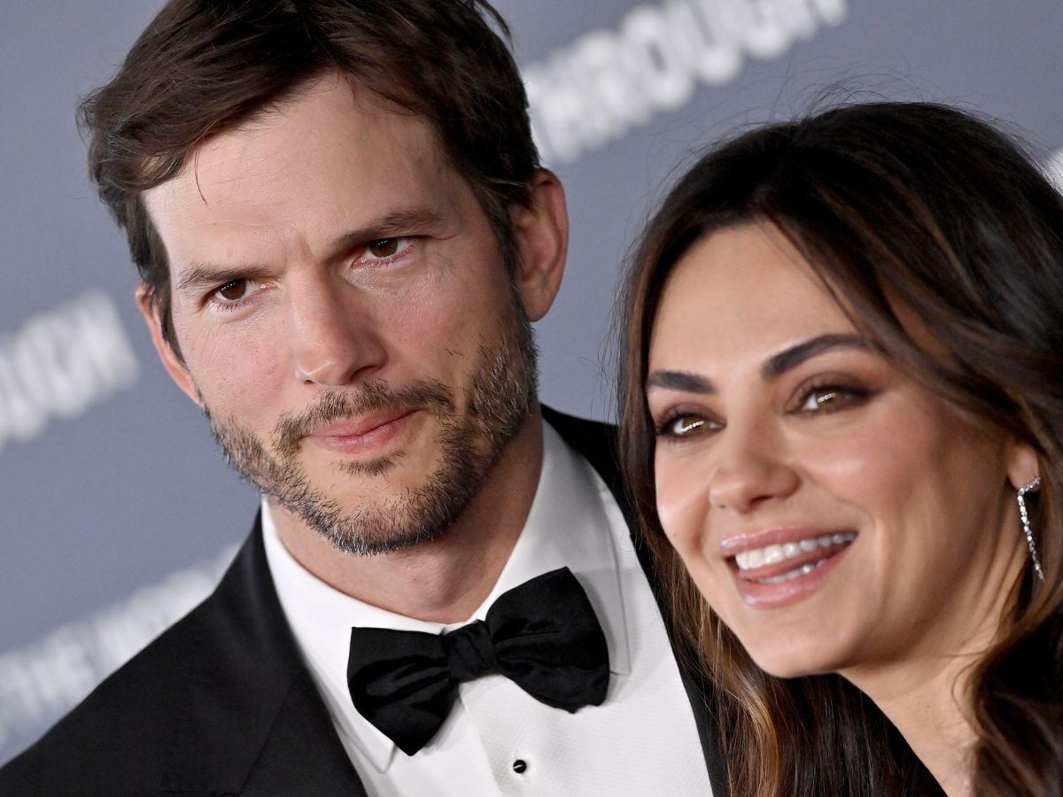 Ashton Kutcher And Mila Kunis' NFT Collection Fined by The SEC