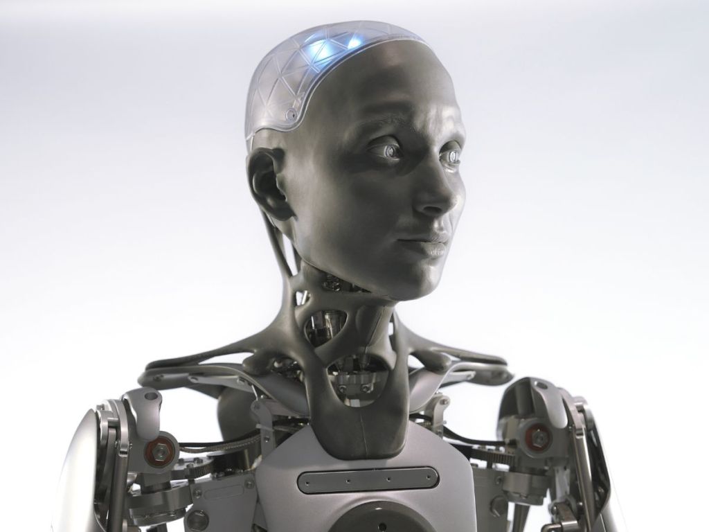 Aura humanoid robot